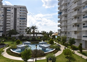 اول خط على البحر - شقة مفروشة ثلاث غرف وصالة في توسمور / الانيا 