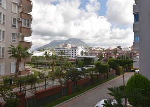 اول خط على البحر - شقة مفروشة ثلاث غرف وصالة في توسمور / الانيا 