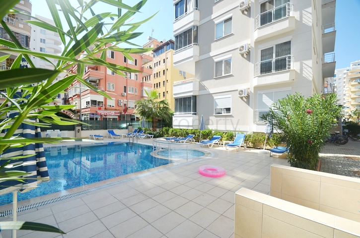 شقة غرفة وصالة - مفروشة ضمن مجمع سكني في مهموتلار / الانيا 