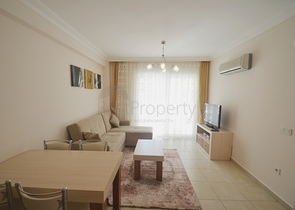 شقة غرفة وصالة - مفروشة ضمن مجمع سكني في مهموتلار / الانيا 