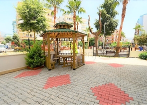 شقة غرفة وصالة - مفروشة ضمن مجمع سكني في مهموتلار / الانيا 