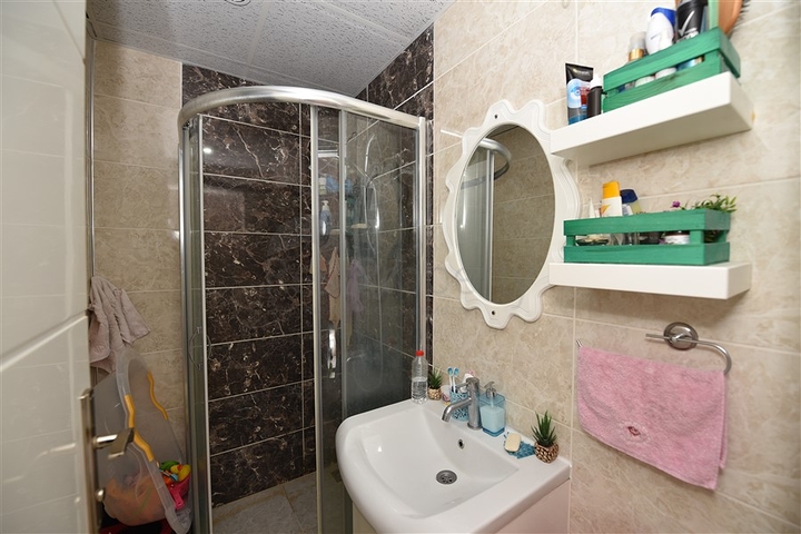 شقة مميزة من تصميم غرفة وصالة في مهموتلار / الانيا 