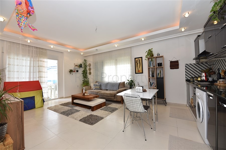 شقة مميزة من تصميم غرفة وصالة في مهموتلار / الانيا 