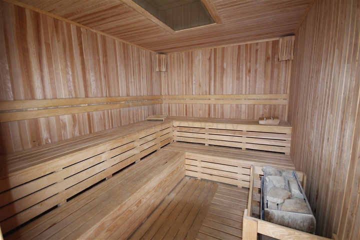 شقة غرفتين وصالة مفروشة ضمن مجمع سكني في توسمور / الانيا 