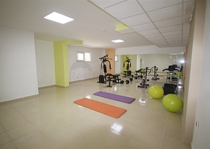 شقة غرفتين وصالة مفروشة ضمن مجمع سكني في توسمور / الانيا 