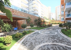 شقة غرفتين وصالة مفروشة ضمن مجمع سكني في توسمور / الانيا 