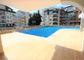 شقة غرفتين وصالة مفروشة ضمن مجمع سكني في توسمور / الانيا 