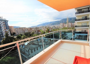 شقة غرفتين وصالة مفروشة ضمن مجمع سكني في توسمور / الانيا 