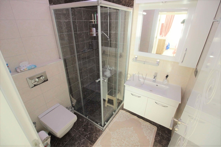 اطلالة بحر - شقة غرفتين وصالة ضمن مجمع سكني خمس نجوم في توسمور / الانيا 