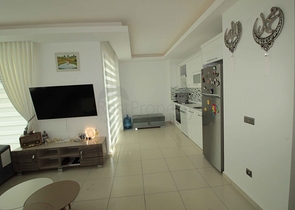 اطلالة بحر - شقة غرفتين وصالة ضمن مجمع سكني خمس نجوم في توسمور / الانيا 