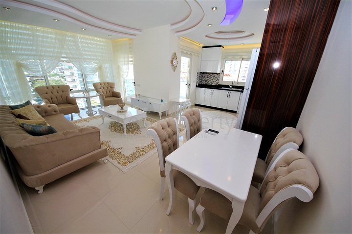 اول صف على البحر - شقة فاخرة ضمن مجمع خمس نجوم في الانيا 