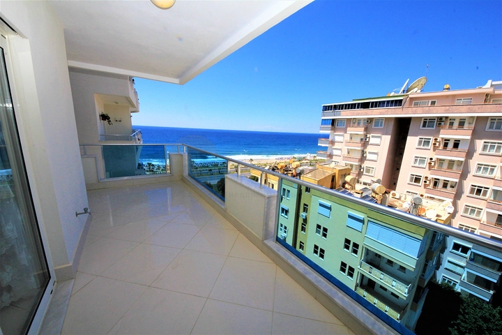 اول صف على البحر - شقة فاخرة ضمن مجمع خمس نجوم في الانيا 