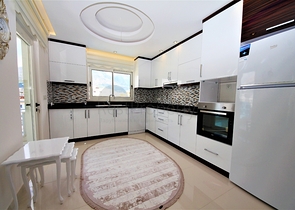 اول صف على البحر - شقة فاخرة ضمن مجمع خمس نجوم في الانيا 