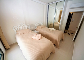 اول صف على البحر - شقة فاخرة ضمن مجمع خمس نجوم في الانيا 