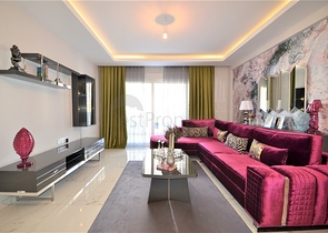 شقة فاخرة من تصميم  غرفة وصالة مؤثثة ضمن مجمع خمس نجوم في مهموتلار / الانيا 