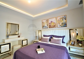 شقة فاخرة من تصميم  غرفة وصالة مؤثثة ضمن مجمع خمس نجوم في مهموتلار / الانيا 