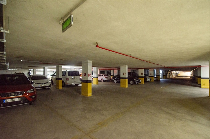 شقة دوبلكس 5 + 1 مع الأثاث في ليمان كونيالتي