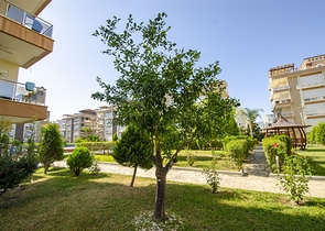 شقة دوبلكس 5 + 1 مع الأثاث في ليمان كونيالتي