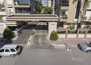 شقة دوبلكس 5 + 1 مع الأثاث في ليمان كونيالتي