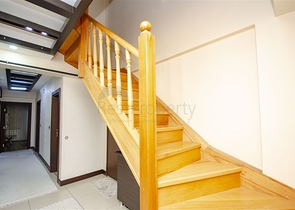 شقة دوبلكس 5 + 1 مع الأثاث في ليمان كونيالتي