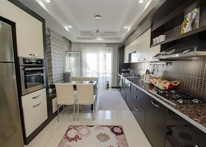 شقة دوبلكس 5 + 1 مع الأثاث في ليمان كونيالتي