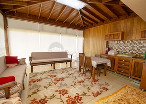 شقة دوبلكس 5 + 1 مع الأثاث في ليمان كونيالتي