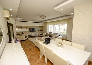 شقة دوبلكس 5 + 1 مع الأثاث في ليمان كونيالتي