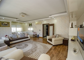 شقة دوبلكس 5 + 1 مع الأثاث في ليمان كونيالتي