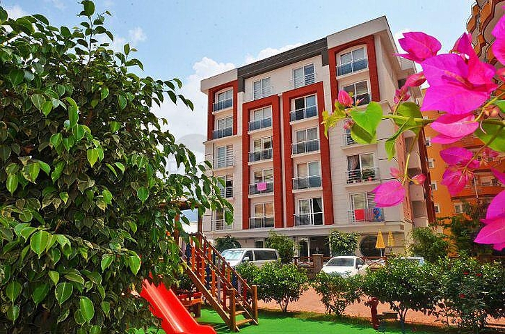 شقة استديو مفروشة ضمن مجمع يضم كافة الخدمات في مهموتلار / الانيا 