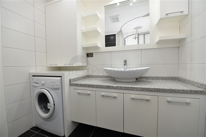 اطلالة بحر مباشرة - شقة مفروشة ضمن مجمع سكني حديث في كاستل / الانيا 