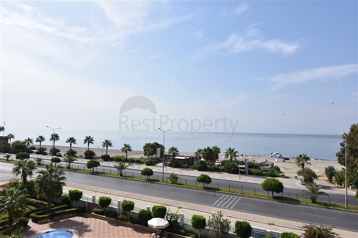 اطلالة بحر مباشرة - شقة مفروشة ضمن مجمع سكني حديث في كاستل / الانيا 