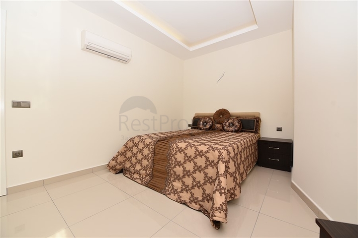 اطلالة بحر مباشرة - شقة مفروشة ضمن مجمع سكني حديث في كاستل / الانيا 