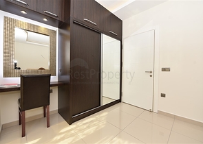 اطلالة بحر مباشرة - شقة مفروشة ضمن مجمع سكني حديث في كاستل / الانيا 