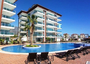 اطلالة بحر مباشرة - شقة مفروشة ضمن مجمع سكني حديث في كاستل / الانيا 