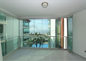 خط اول على البحر - شقة غرفتين وصالة ضمن مجمع سكني حديث في كاستل / الانيا 