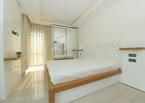 خط اول على البحر - شقة غرفتين وصالة ضمن مجمع سكني حديث في كاستل / الانيا 