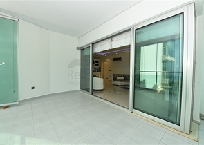 خط اول على البحر - شقة غرفتين وصالة ضمن مجمع سكني حديث في كاستل / الانيا 