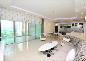 خط اول على البحر - شقة غرفتين وصالة ضمن مجمع سكني حديث في كاستل / الانيا 