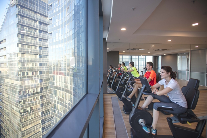 شقة ثلاث غرف وصالة ضمن مجمع باتي شهير / اسطبنول 