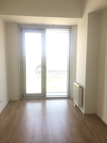 شقة ثلاث غرف وصالة ضمن مجمع باتي شهير / اسطبنول 