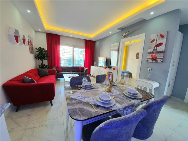 شقة غرفة وصالة ضمن مجمع سكني في مهموتلار / الانيا 