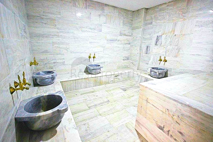 شقة غرفة وصالة ضمن مجمع سكني في مهموتلار / الانيا 