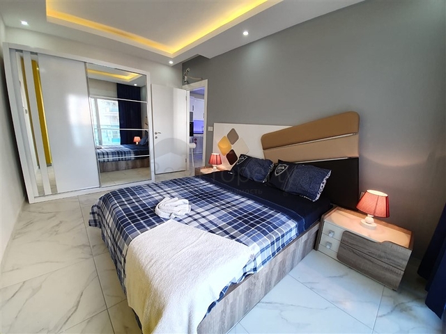 شقة غرفة وصالة ضمن مجمع سكني في مهموتلار / الانيا 