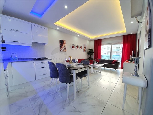 شقة غرفة وصالة ضمن مجمع سكني في مهموتلار / الانيا 