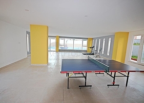 شقة غرفة وصالة ضمن مجمع سكني في مهموتلار / الانيا 