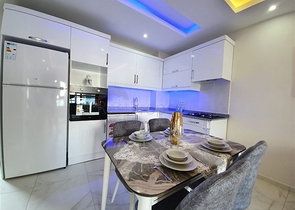 شقة غرفة وصالة ضمن مجمع سكني في مهموتلار / الانيا 