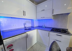 شقة غرفة وصالة ضمن مجمع سكني في مهموتلار / الانيا 