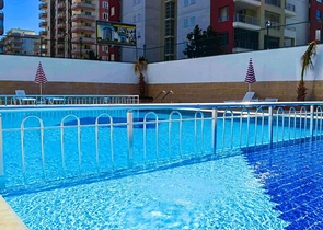 شقة غرفة وصالة ضمن مجمع سكني في مهموتلار / الانيا 