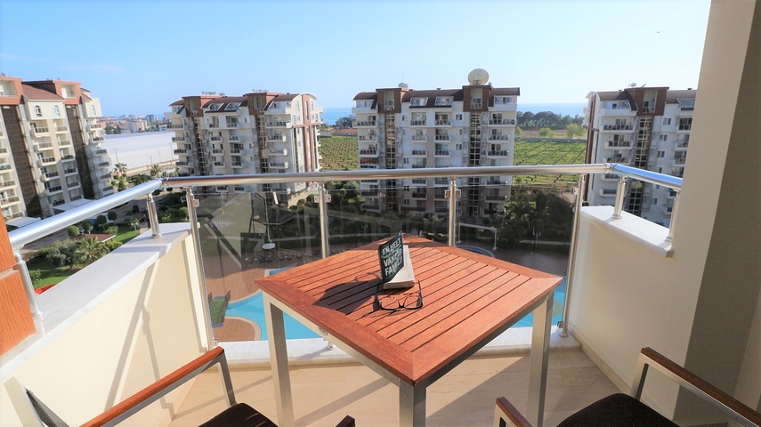 شقة استديو  مفروشة ضمن مجمع خمس نجوم في افسلار / الانيا 