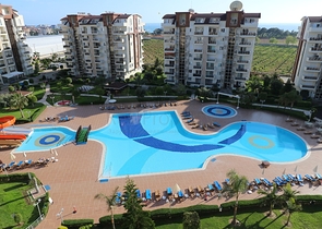 شقة استديو  مفروشة ضمن مجمع خمس نجوم في افسلار / الانيا 